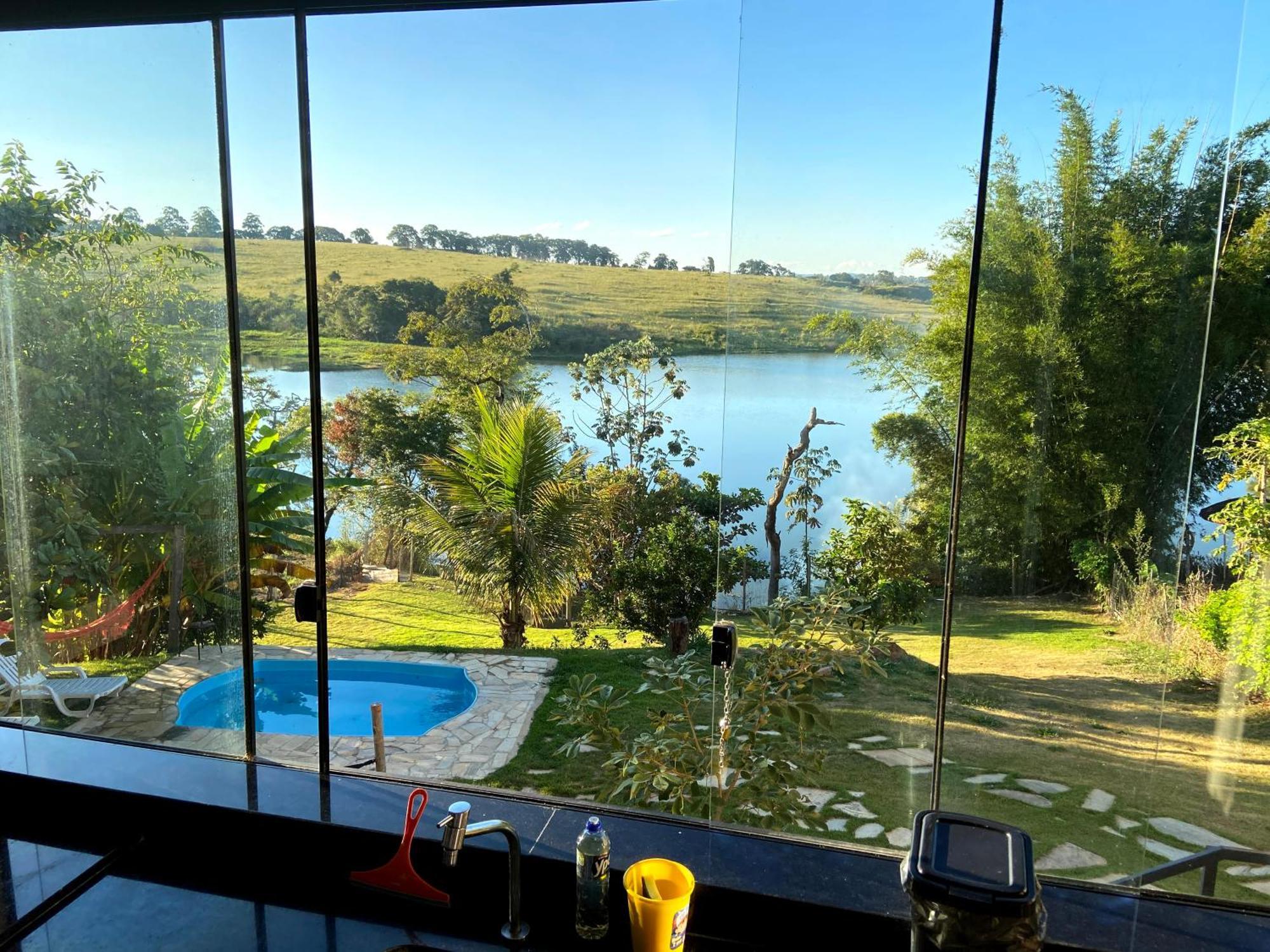 Casa Com Piscina Fundo Pra Represa E Ar Condicionado Casinhabrancadevaranda Ijaci Exterior photo
